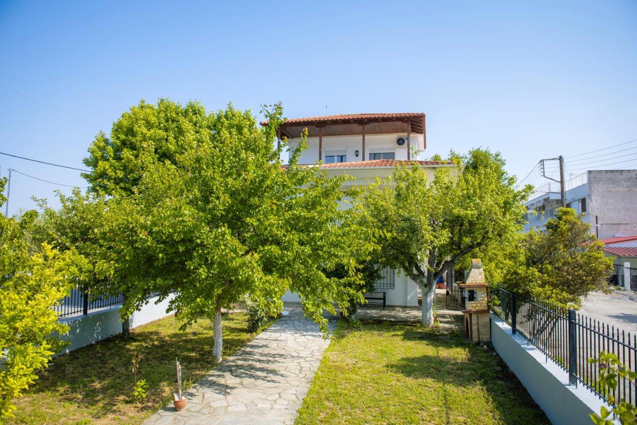 Villa Ellie'S House Nea Plagia Exterior foto